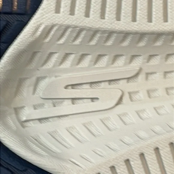 Skechers Blue and Purple Sneakers with Mesh Upper and Cushioned Sole SIZE 7.5 - Picture 9 of 9